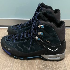 Salewa Mountain Trainer Mid Gore-Tex Hiking Boots - Women's